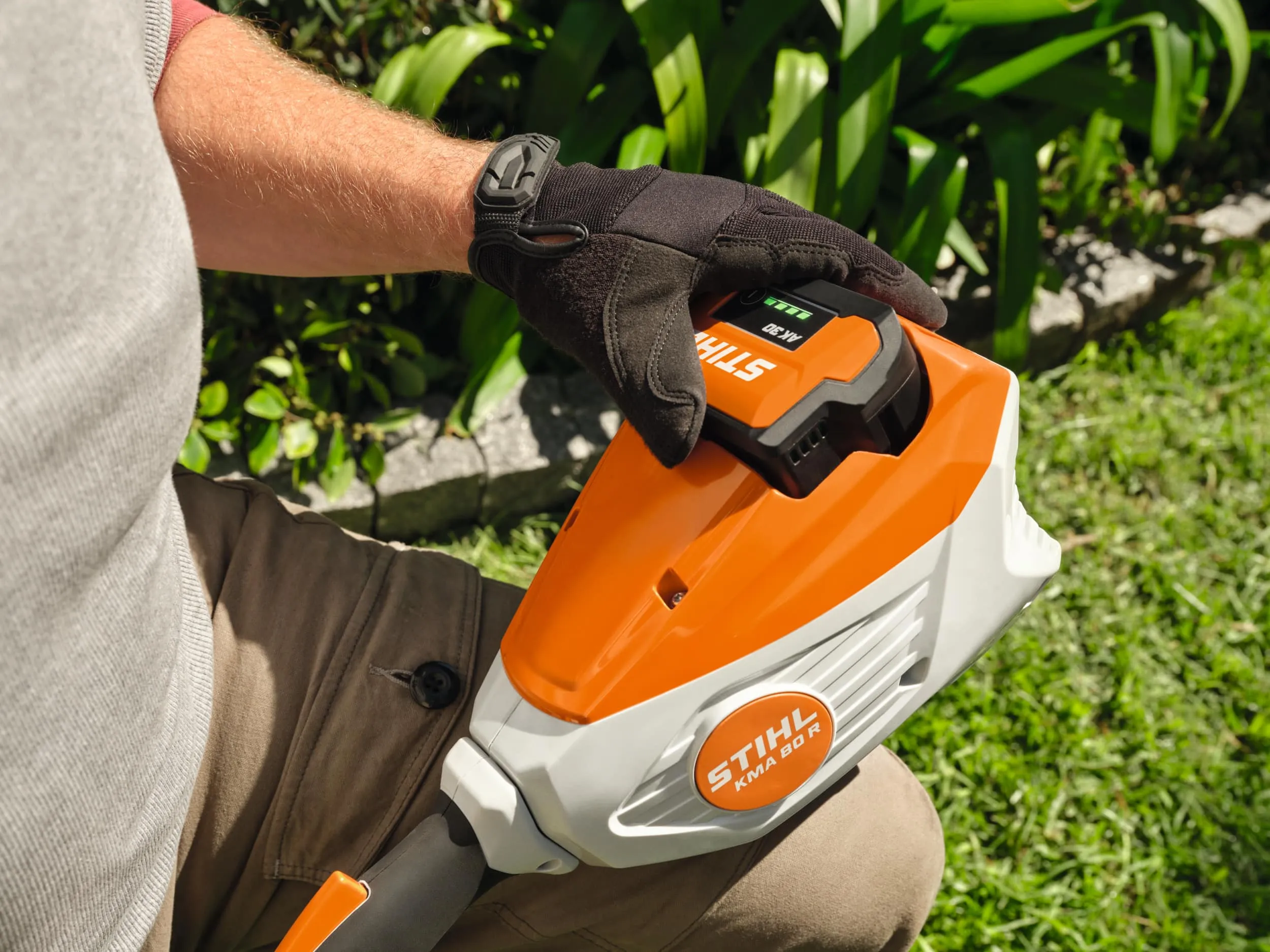 Combi système STIHL – KMA 80 R – Gamme AK – Image 5