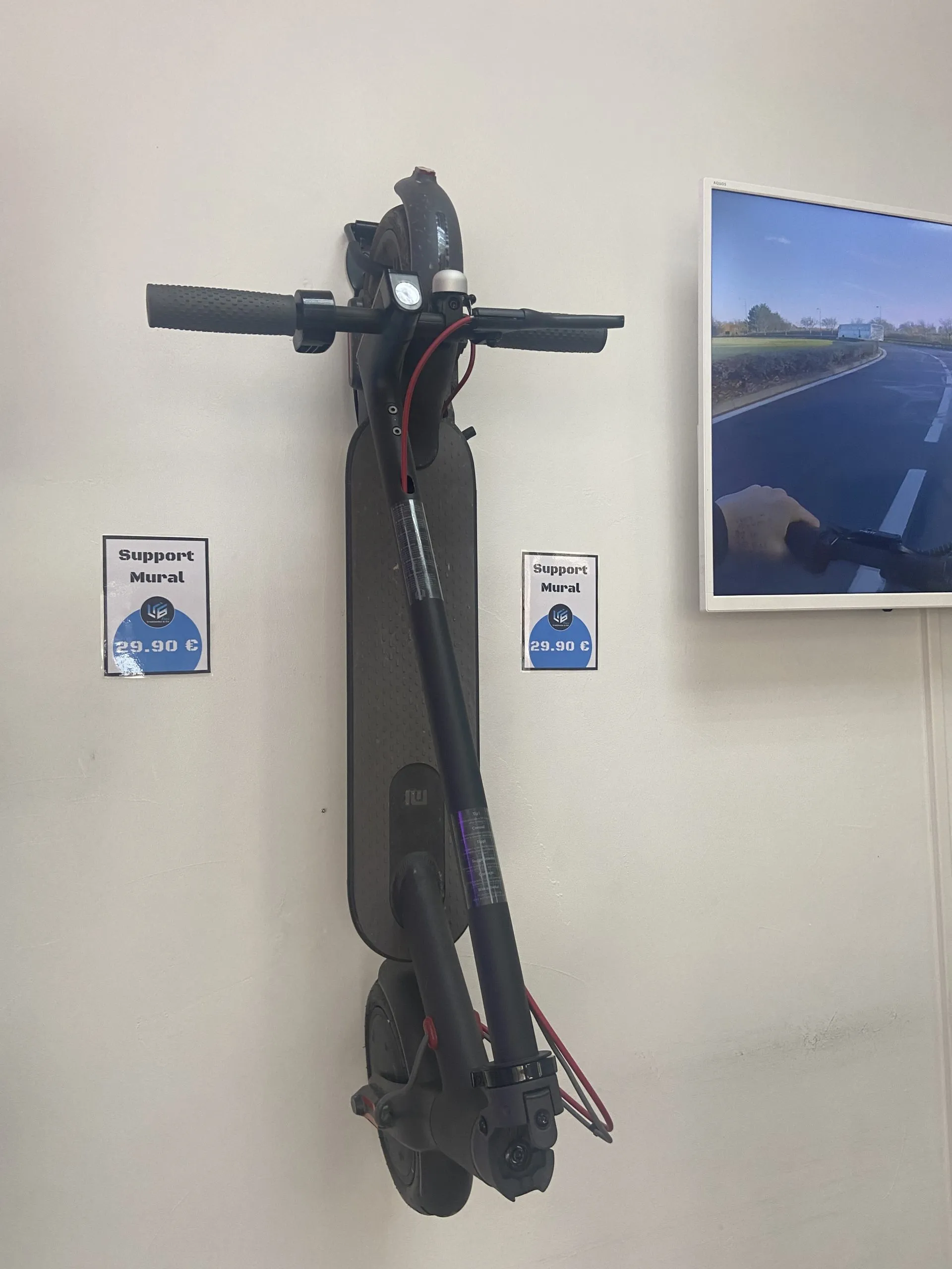 Support mural pour trottinette électrique Li6