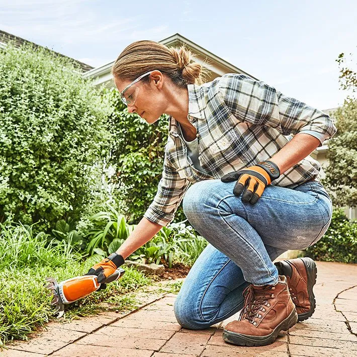Taille-haie à batterie STIHL – HSA 26 (pack batterie AS 2 + chargeur AL 1+ cisaille à arbustes + cisaille à gazon + sac de transport) – Gamme AS – Image 6