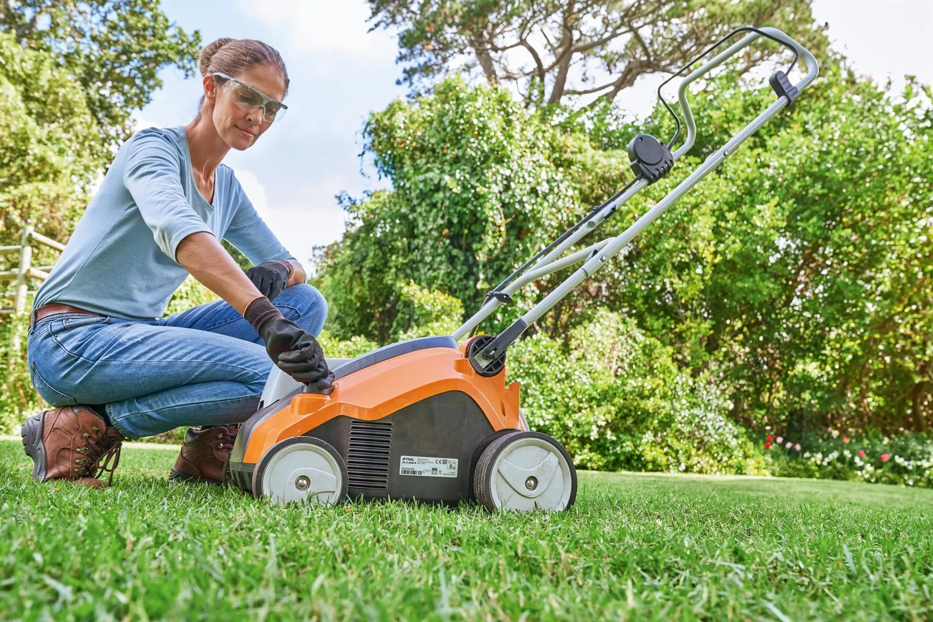 Scarificateur à batterie STIHL – RLA 240 (pack batterie AK30 + chargeur AL101) – Gamme AK – Image 7