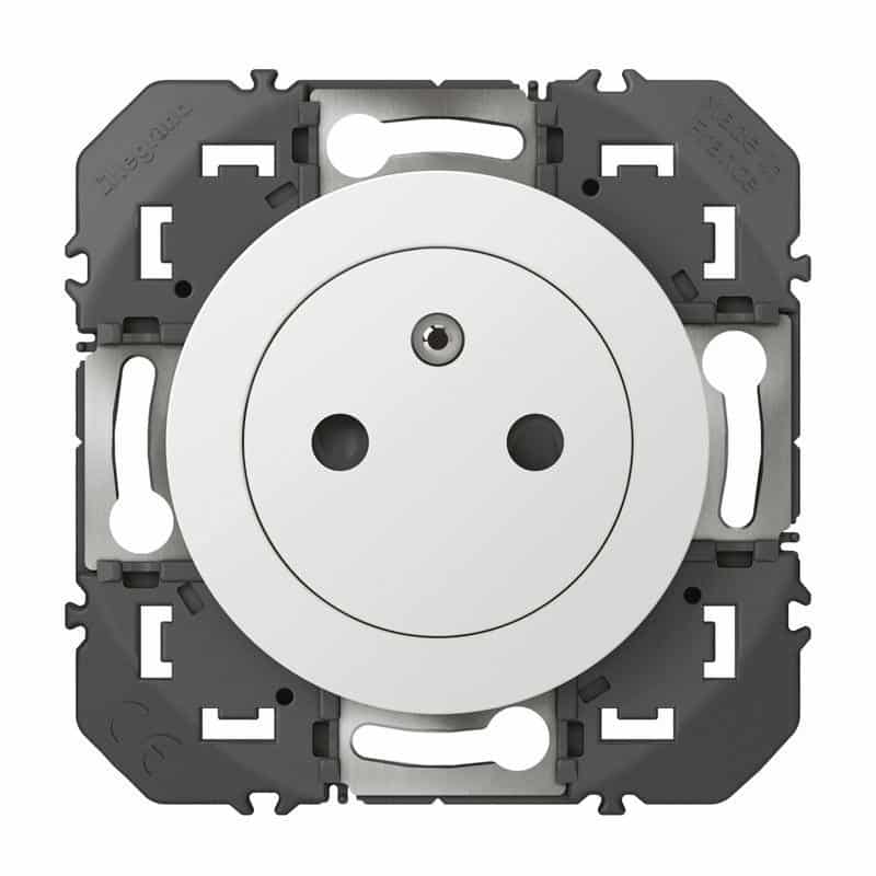 Prise de courant 2P+T Surface – 1 poste – Blanc – 600335 – Dooxie – Legrand – Image 3